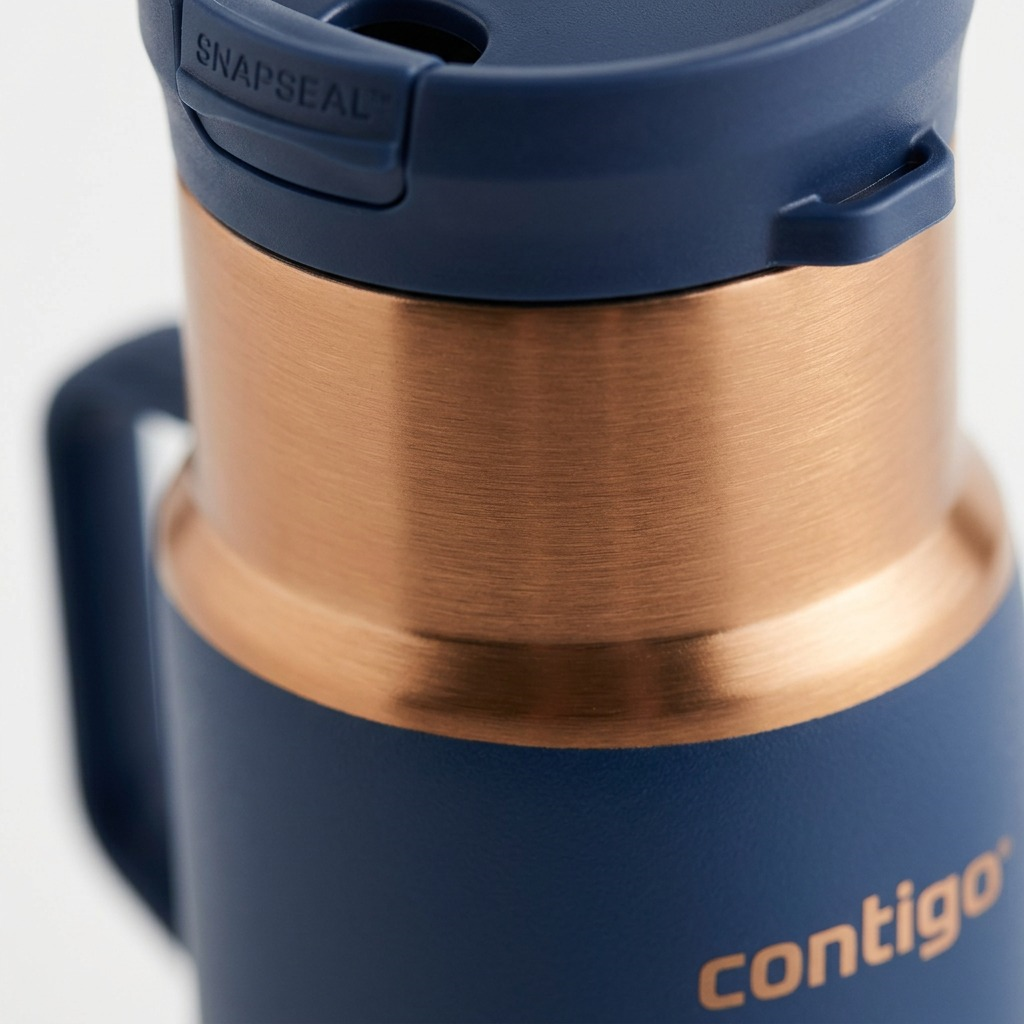 Extreme close-up of the Contigo 2225927 copper-PVD band and brushed texture interface.